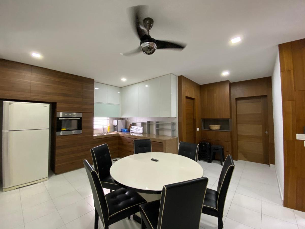 D Niice Garden View With Private Pool Bukit Indah, Johor Bahru Βίλα Εξωτερικό φωτογραφία