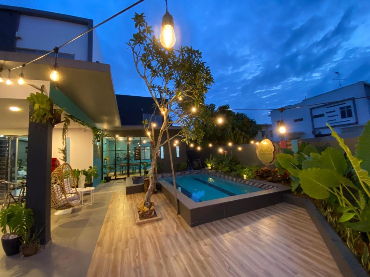 D Niice Garden View With Private Pool Bukit Indah, Johor Bahru Βίλα Εξωτερικό φωτογραφία