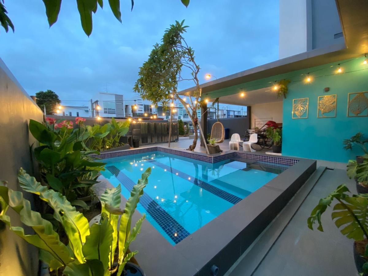 D Niice Garden View With Private Pool Bukit Indah, Johor Bahru Βίλα Εξωτερικό φωτογραφία
